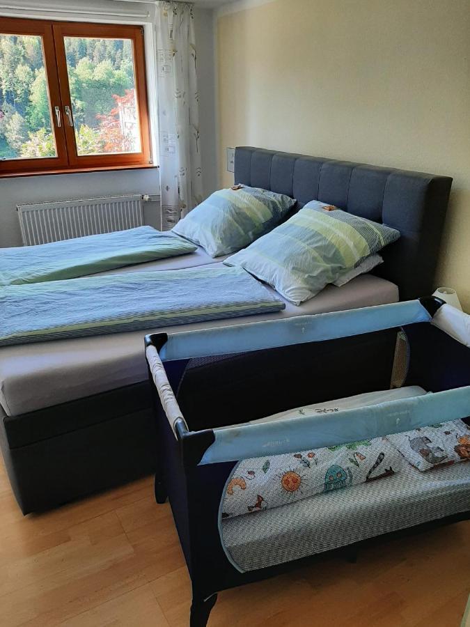 Ferienwohnung Am Wald Bad Herrenalb Esterno foto